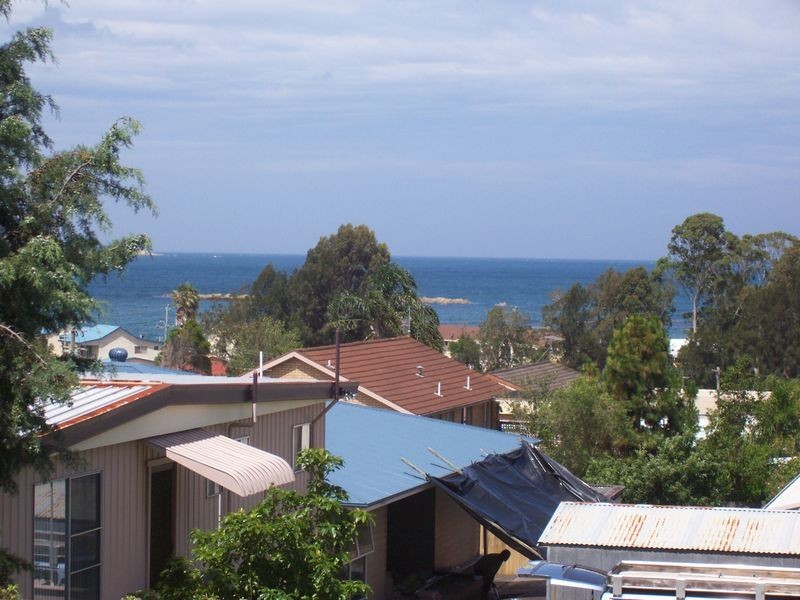 29 Calton Road, Batehaven NSW 2536