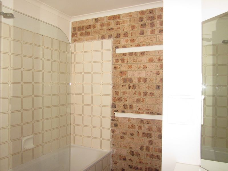 10/1 Glenella Road “Glenella Court”, Batehaven NSW 2536