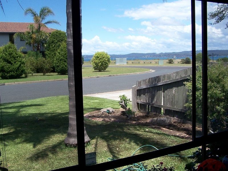 4 Belbowrie Parade, Maloneys Beach NSW 2536