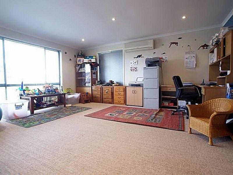 4 Belbowrie Parade, Maloneys Beach NSW 2536