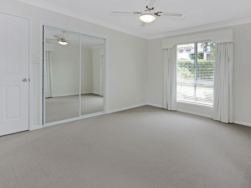 8 Highview Street, Surf Beach NSW 2536