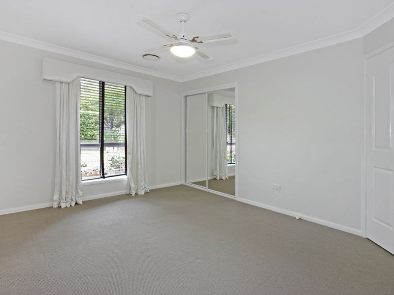 8 Highview Street, Surf Beach NSW 2536