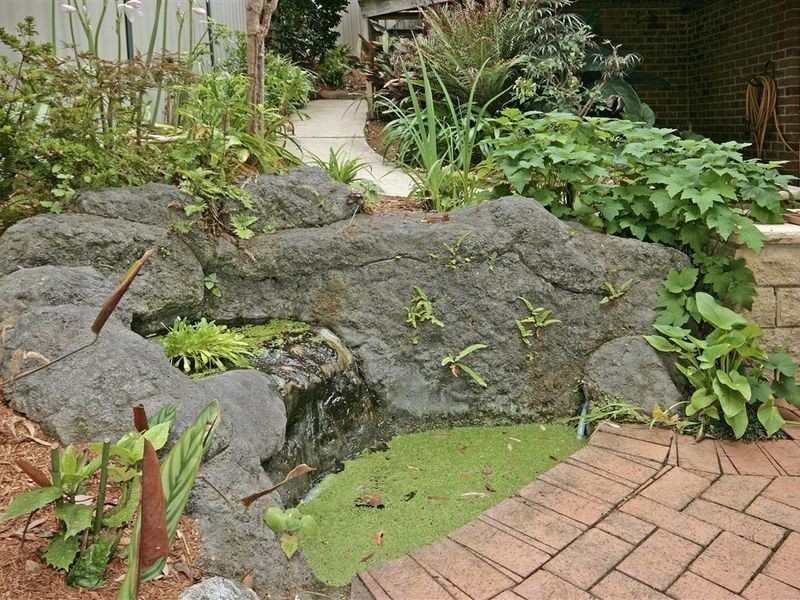 8 Highview Street, Surf Beach NSW 2536