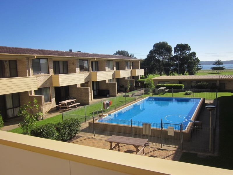 230 Beach Road Commodore Units, Batehaven NSW 2536
