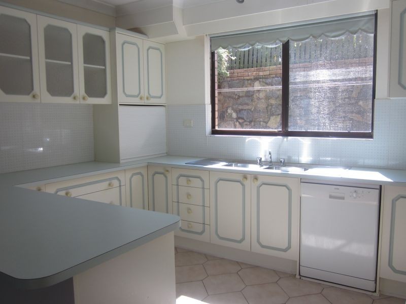 2/38 Tallawang Avenue, Malua Bay NSW 2536