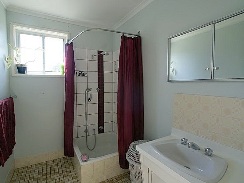 50 Bavarde Avenue, Batemans Bay NSW 2536