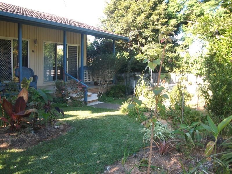 50 Bavarde Avenue, Batemans Bay NSW 2536