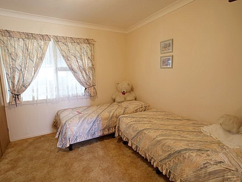 76 Vista Avenue, Catalina NSW 2536