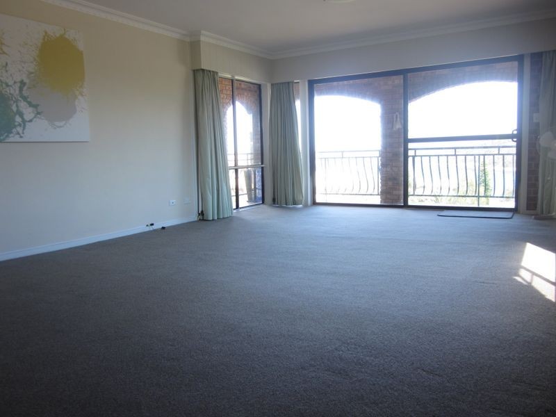 1/38 Tallawang Ave, Malua Bay NSW 2536