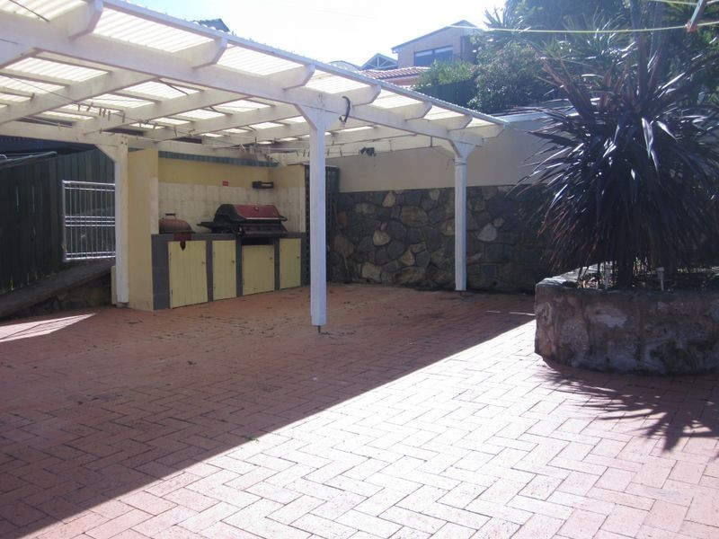 1/38 Tallawang Ave, Malua Bay NSW 2536