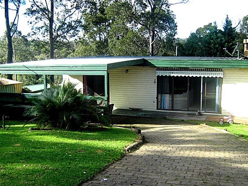 50 Berrima Parade, Surfside NSW 2536