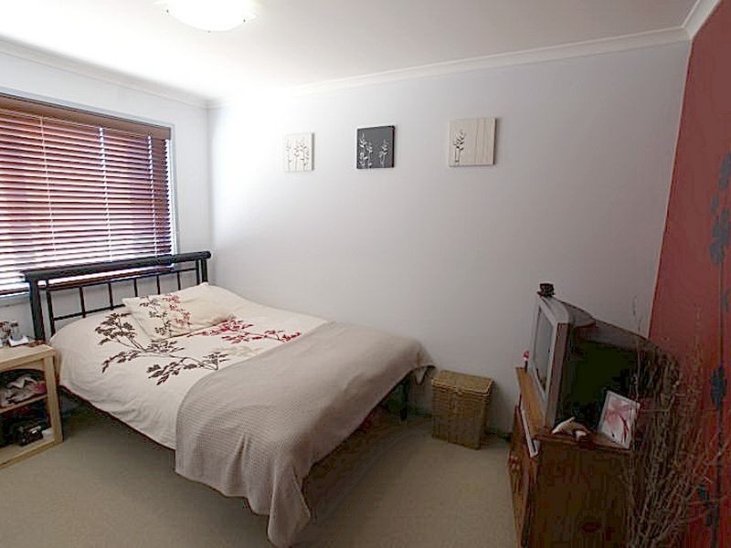 2/5 Drinnan Close, Surf Beach NSW 2536