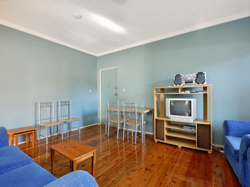 2/6 Warialda Street, Kogarah NSW 2217