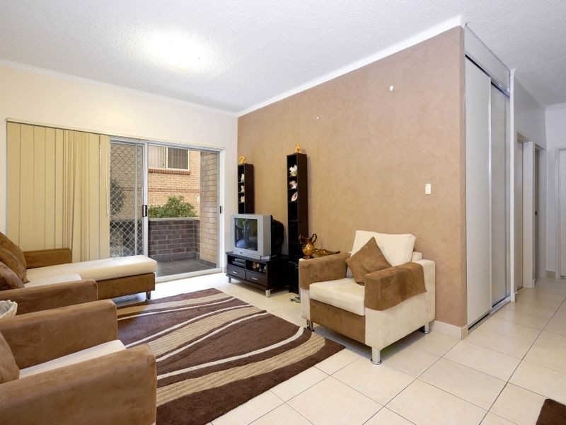 2/17 Oriental Street, Bexley NSW 2207