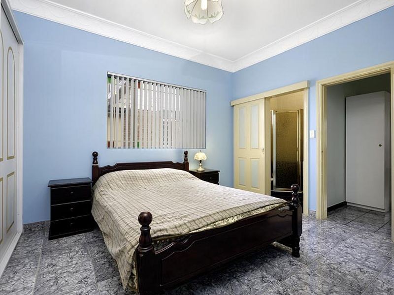 23 Knoll Avenue, Arncliffe NSW 2205