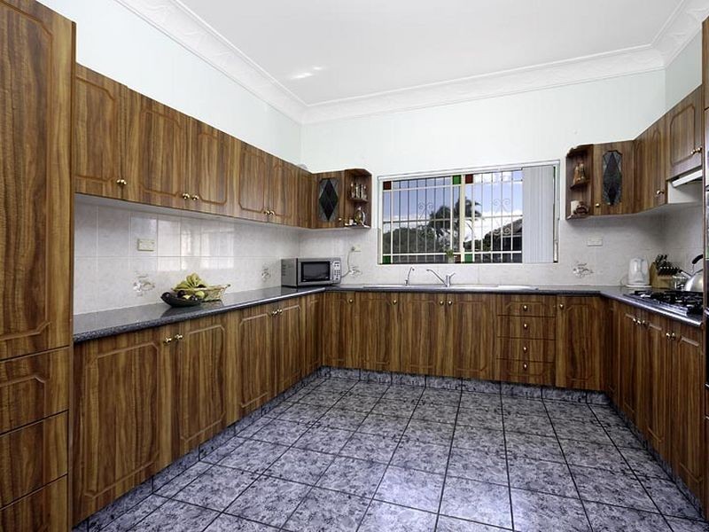 23 Knoll Avenue, Arncliffe NSW 2205