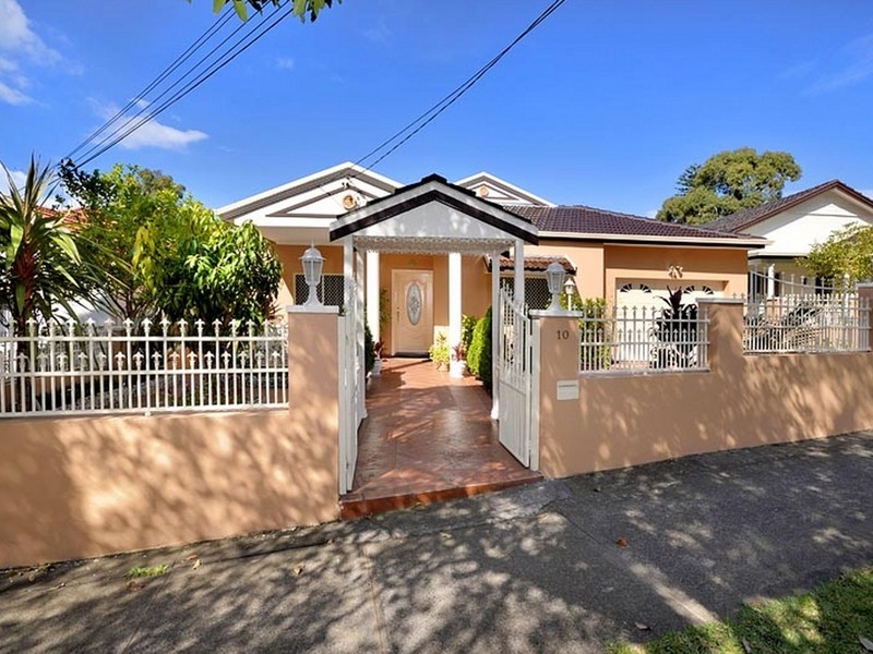 10 Kinsel Grove, Bexley NSW 2207