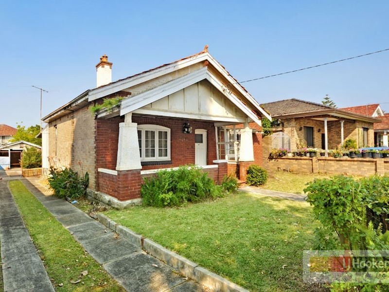 14 Highworth Avenue, Bexley NSW 2207