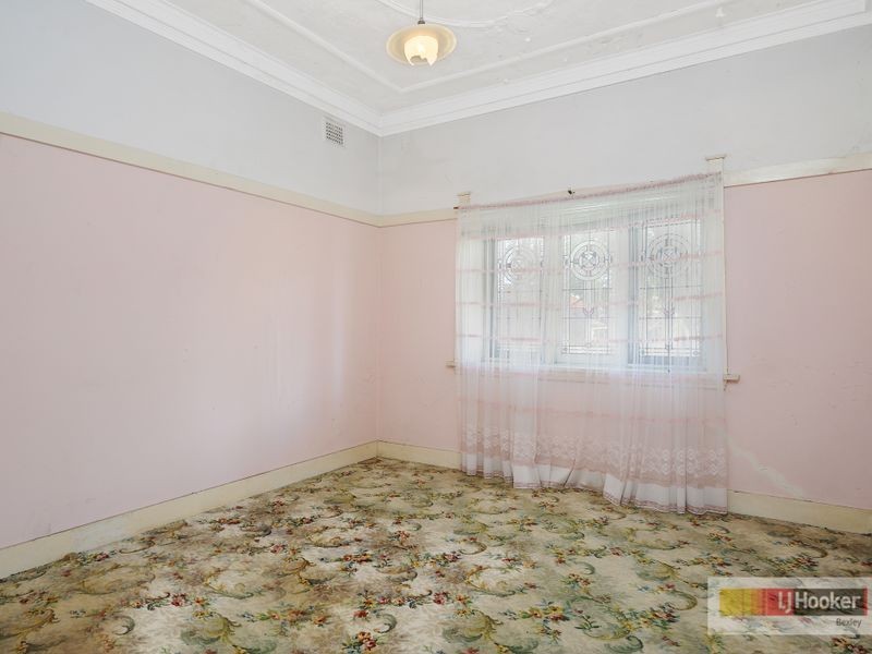 30 Glenfarne Street, Bexley NSW 2207