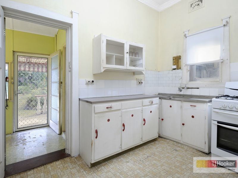 30 Glenfarne Street, Bexley NSW 2207