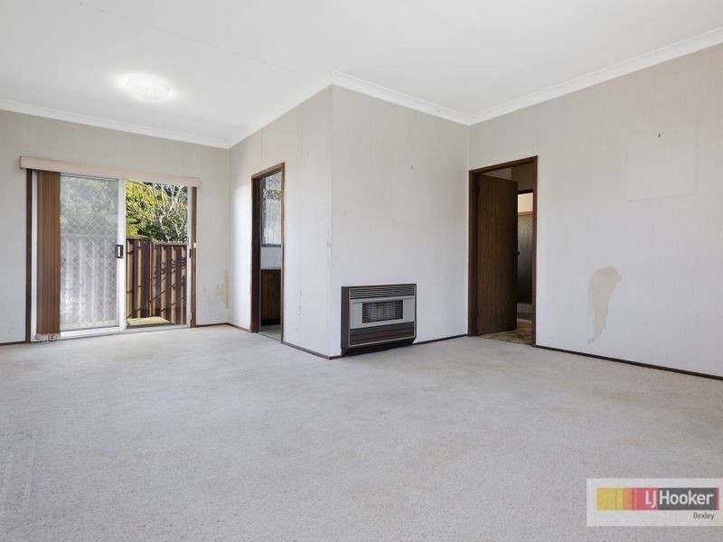 2/73 Connemarra Street, Bexley NSW 2207
