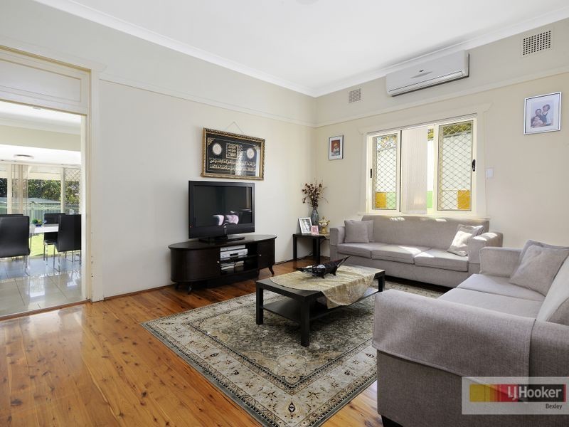 402 Stoney Creek Road, Kingsgrove NSW 2208
