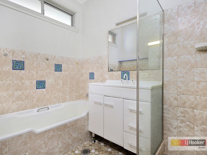 2/38 Lorraine Avenue, Bardwell Valley NSW 2207