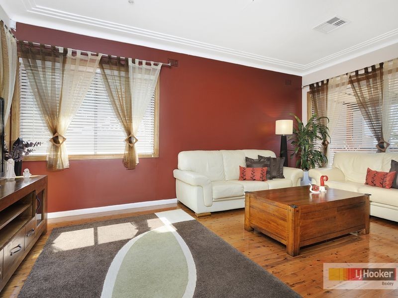 130 Caledonian Street, Bexley NSW 2207