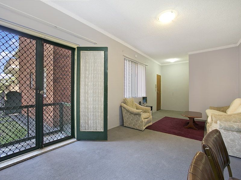 1/3 Short Street, Carlton NSW 2218