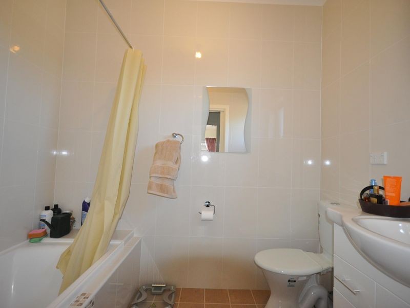 2/12-14 Albert Street, Revesby NSW 2212