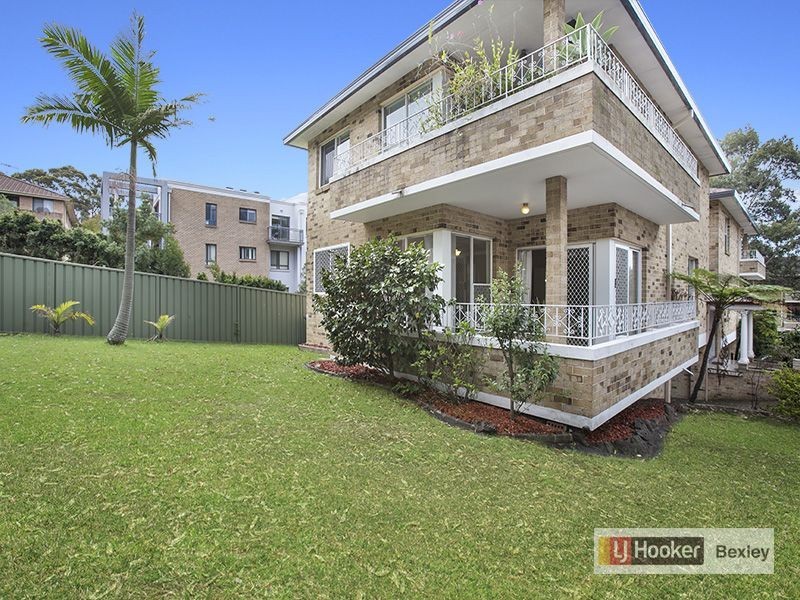 2/25 Andover Street, Carlton NSW 2218