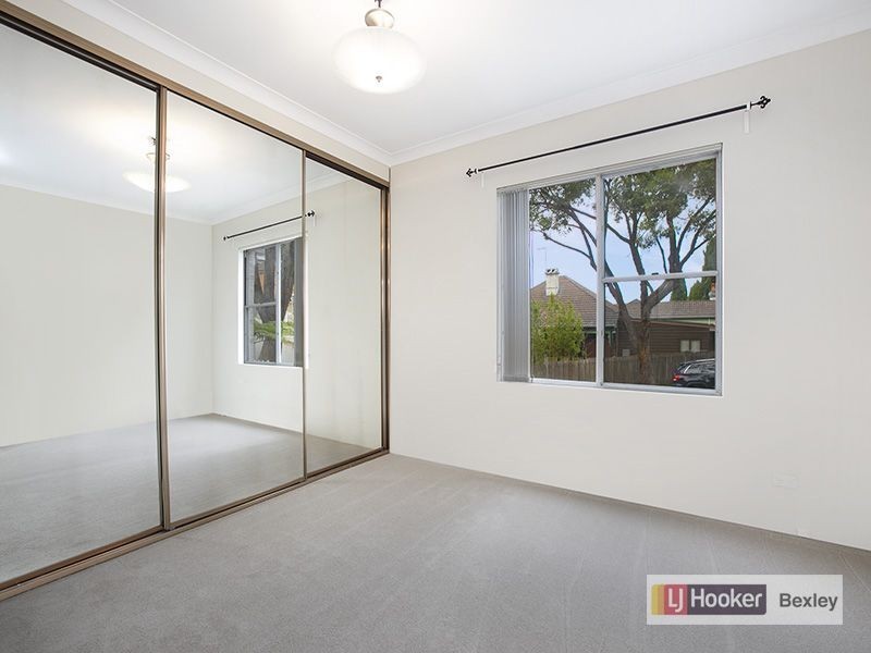 2/25 Andover Street, Carlton NSW 2218