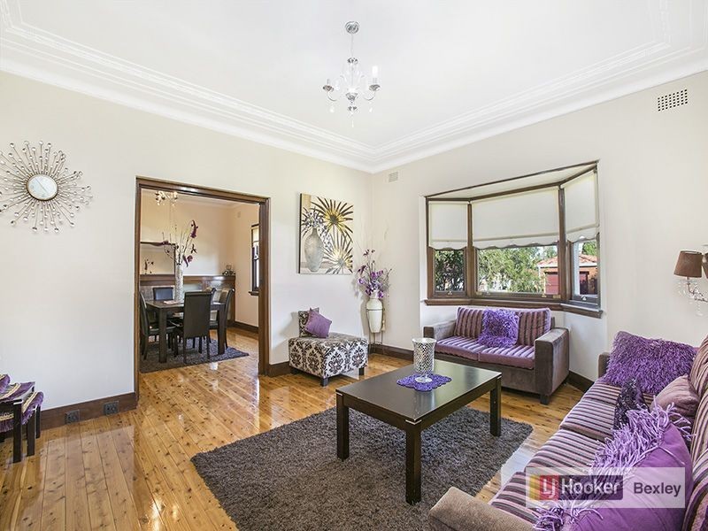 66 Ponyara Road, Beverly Hills NSW 2209