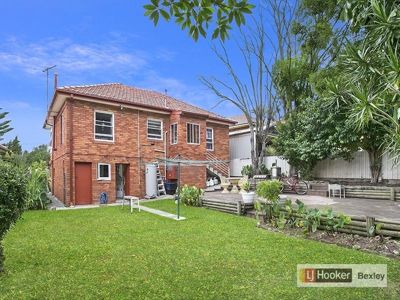 9 Jones Avenue, Kingsgrove NSW 2208