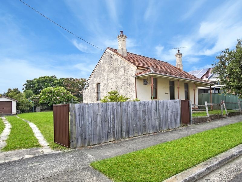 12 Broadford Street, Bexley NSW 2207