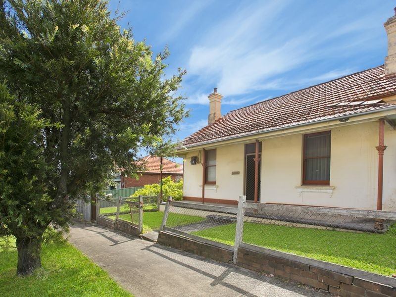 12 Broadford Street, Bexley NSW 2207