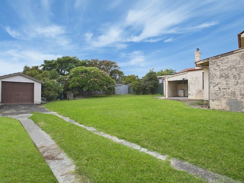 12 Broadford Street, Bexley NSW 2207