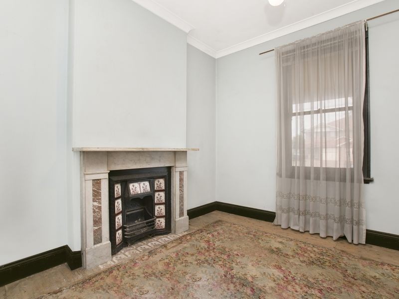 12 Broadford Street, Bexley NSW 2207