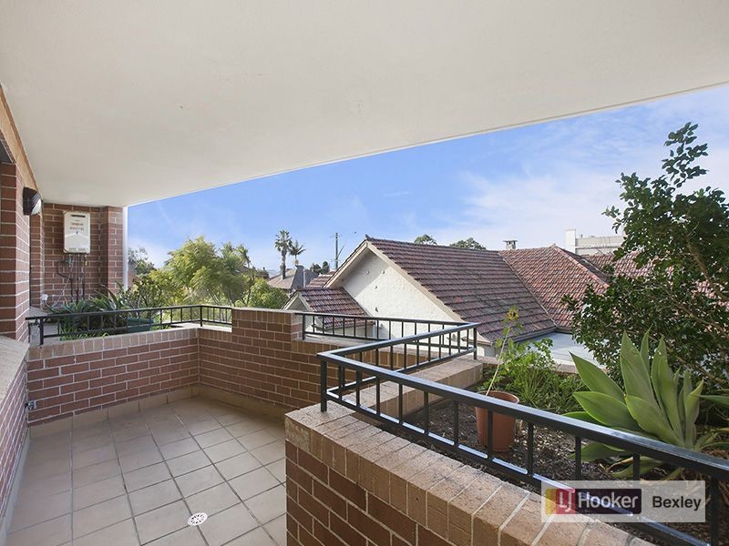 1/370-374 Forest Road, Bexley NSW 2207