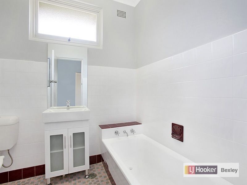 7 George Street, Bardwell Valley NSW 2207