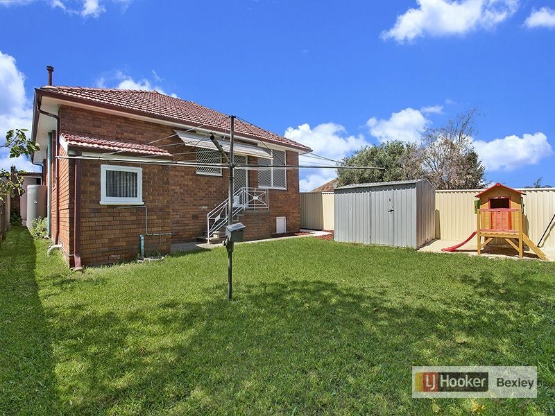 7 George Street, Bardwell Valley NSW 2207