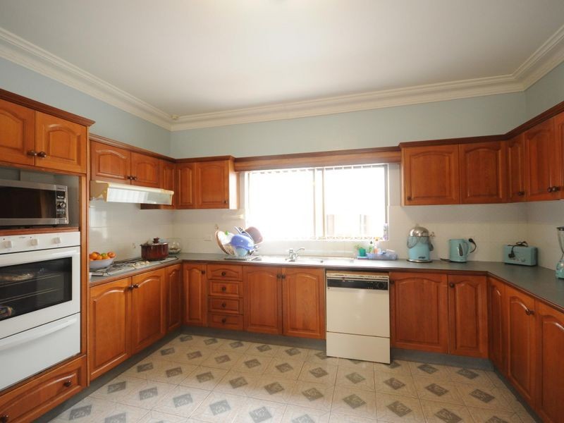 17 Ilife Street, Bexley NSW 2207