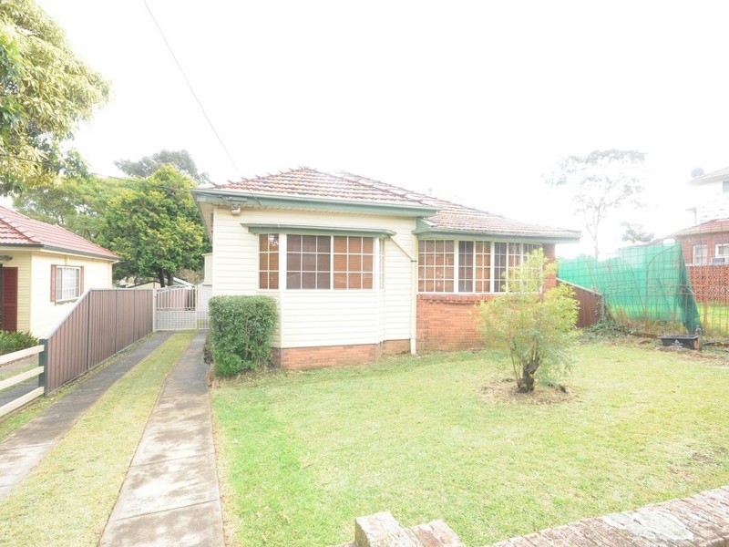 27 Ada Street, Bexley NSW 2207