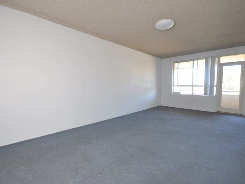 14/3 Short Street, Carlton NSW 2218