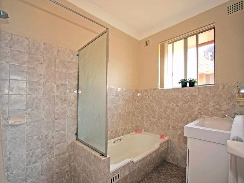 5/18 Phillip Street, Roselands NSW 2196