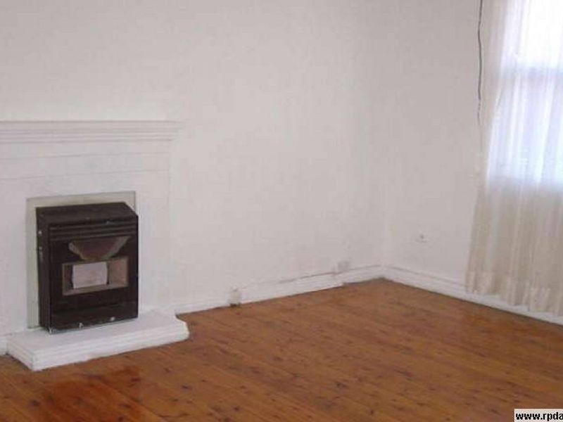 2/4 Harrow Road, Bexley NSW 2207