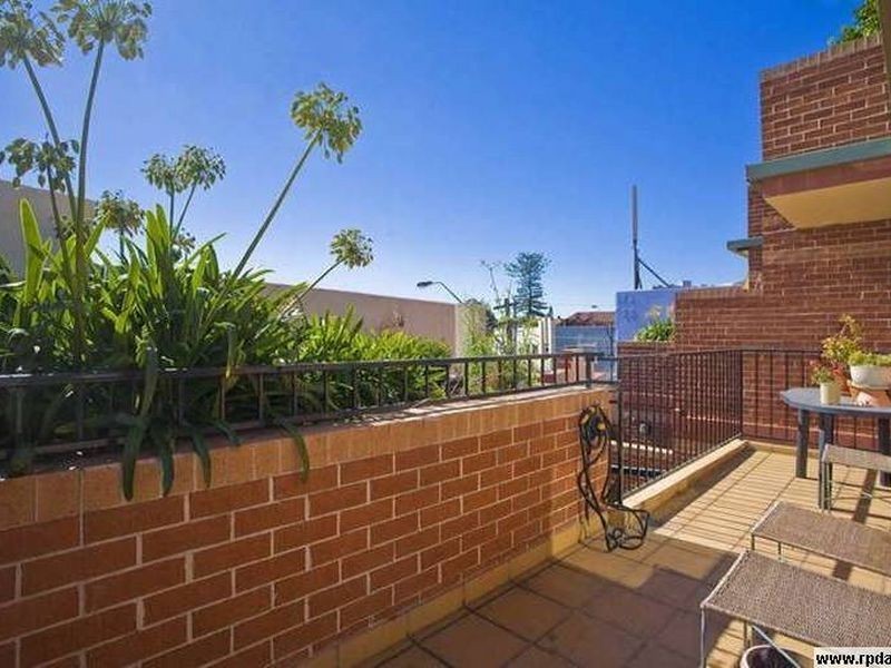 8/370-374 Forest Road, Bexley NSW 2207