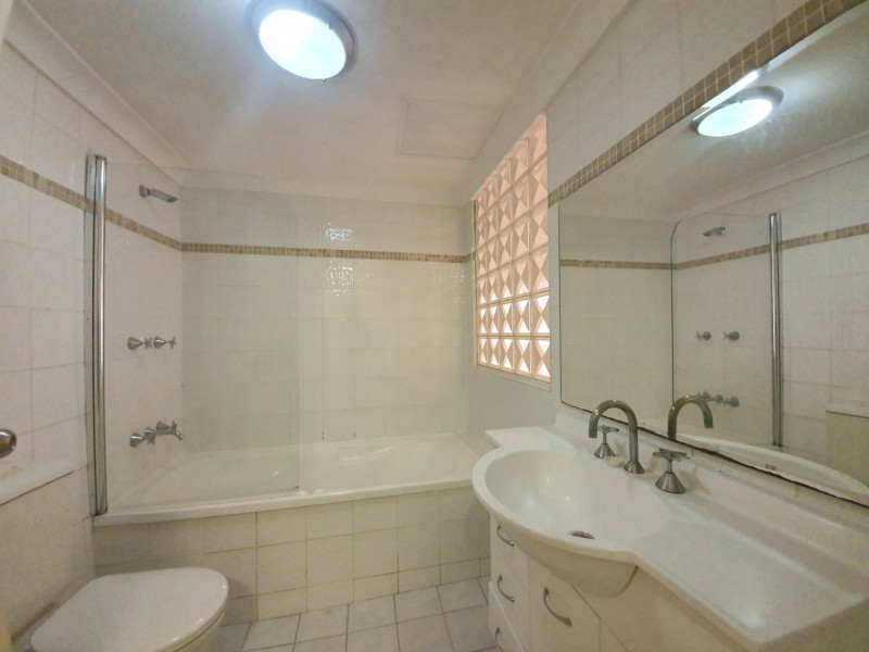 3/370-374 Forest Road, Bexley NSW 2207