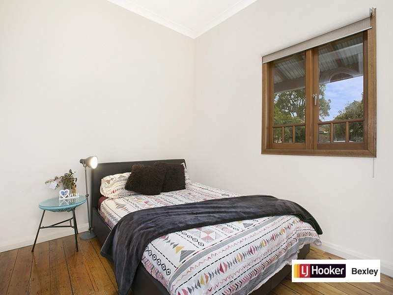 13 Chamberlain Road, Bexley NSW 2207