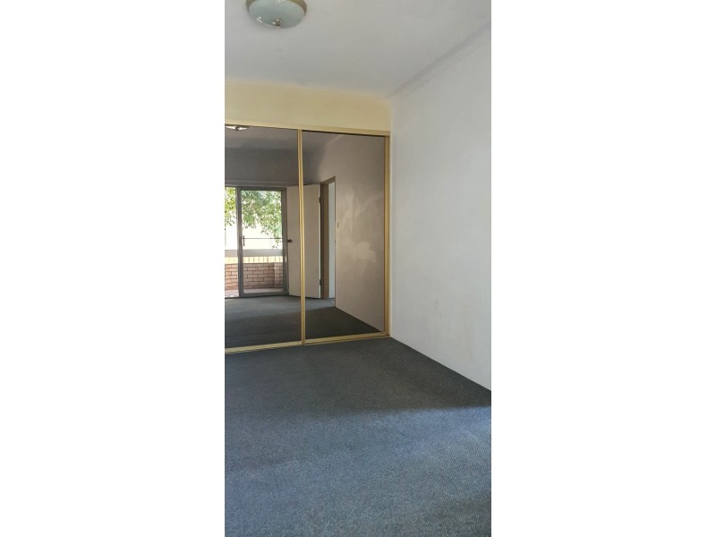 4/39-41 Willison Road, Carlton NSW 2218